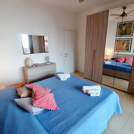 Sulla Di Apartment *