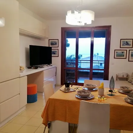 Apartment Sulla Di Letojanni